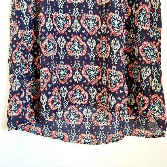 3/$25 Hollister Batik Racerback Sleeveless Blouse Women’s XS Boho - Picture 5 of 9